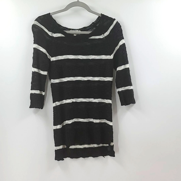 Pink Rose Sweaters - Pink rose black and white striped sweater. Size m
